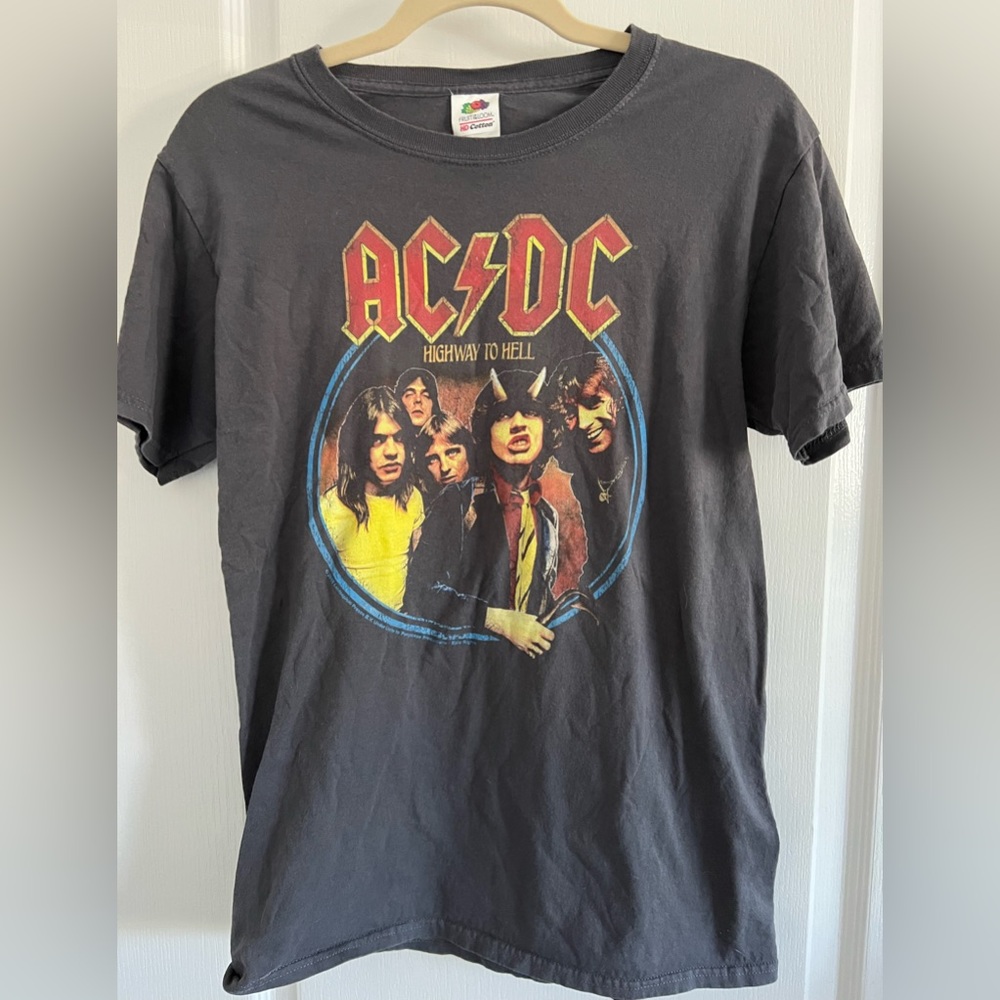 AC⚡️DC Highway To Hell T-Shirt Unisex Size Small